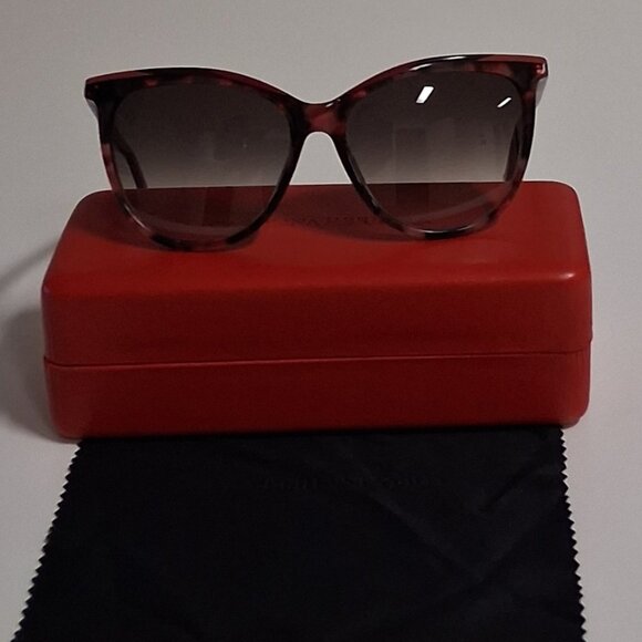 Carolina Herrera SHE827 09SJ 56/15/135 sunglasses: main image 6